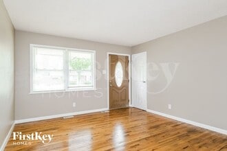 2152 Central Pkwy in Florissant, MO - Building Photo - Building Photo