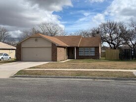 2410 Grasslands Dr in Killeen, TX - Building Photo