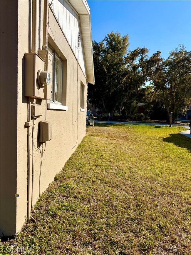 13208 Fourth St in Ft. Myers, FL - Building Photo - Building Photo