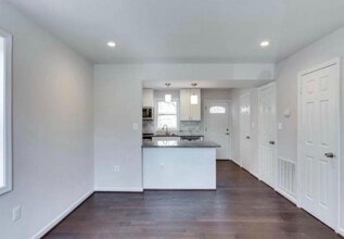 4336 Polk St NE in Washington, DC - Building Photo - Building Photo