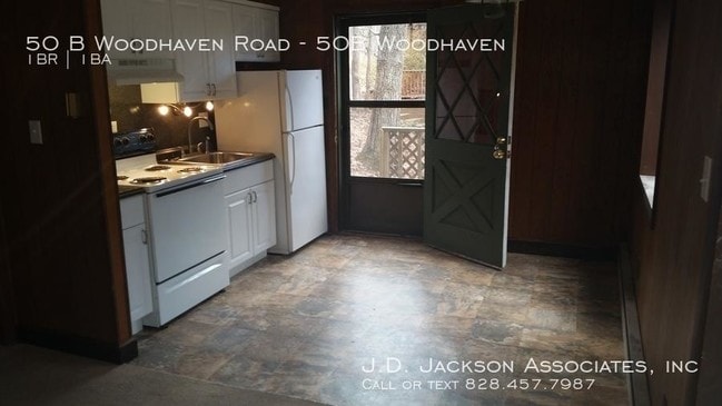 50 Woodhaven Rd in Asheville, NC - Building Photo - Building Photo