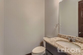 12427 Loving Ml, Unit 304 in San Antonio, TX - Building Photo - Building Photo