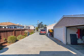 2012 Plant Ave in Redondo Beach, CA - Building Photo - Building Photo