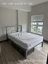 258C-258C Sunview St in Waterloo, ON - Building Photo - Building Photo