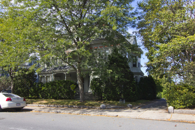 16 Loring Ave in Salem, MA - Building Photo - Building Photo