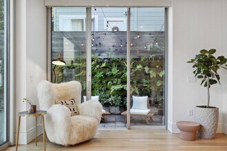 1268 Lombard St in San Francisco, CA - Building Photo - Building Photo