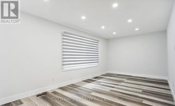 396 Hudson Dr in London, ON - Building Photo - Building Photo