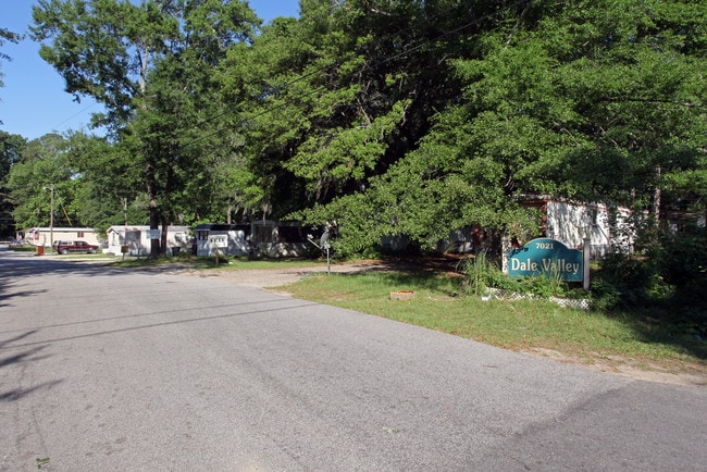 Dale Valley Mobile Home Park in Charleston, SC - Foto de edificio - Building Photo