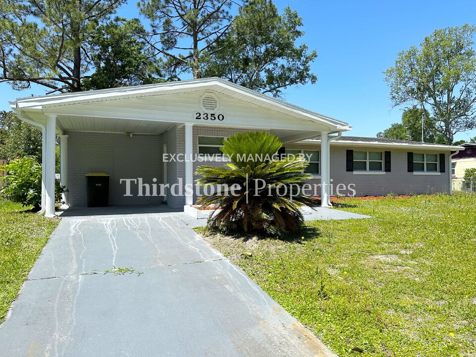 2350 Betsy Dr in Jacksonville, FL - Building Photo