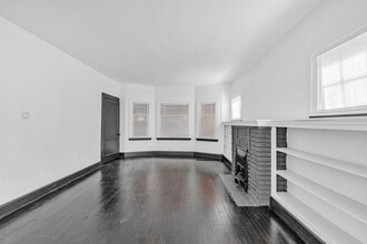 3058 E 116th St in Cleveland, OH - Building Photo - Building Photo