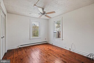 253 E Howard St in Hagerstown, MD - Building Photo - Building Photo