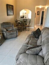 2621 SE 12th Rd, Unit 203 in Homestead, FL - Building Photo - Building Photo