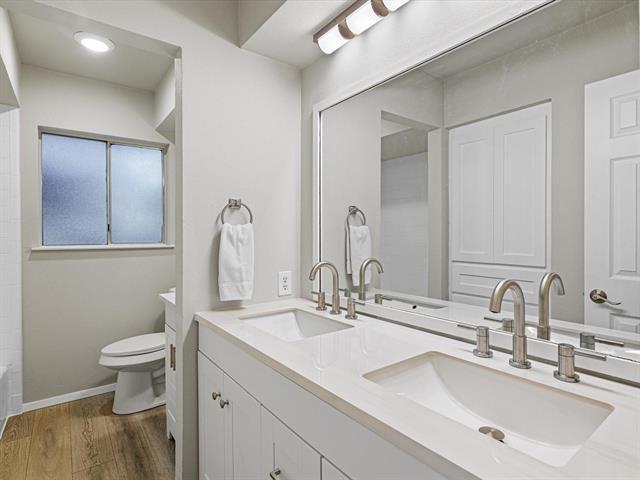 513 Bluebonnet in Red Oak, TX - Building Photo - Building Photo
