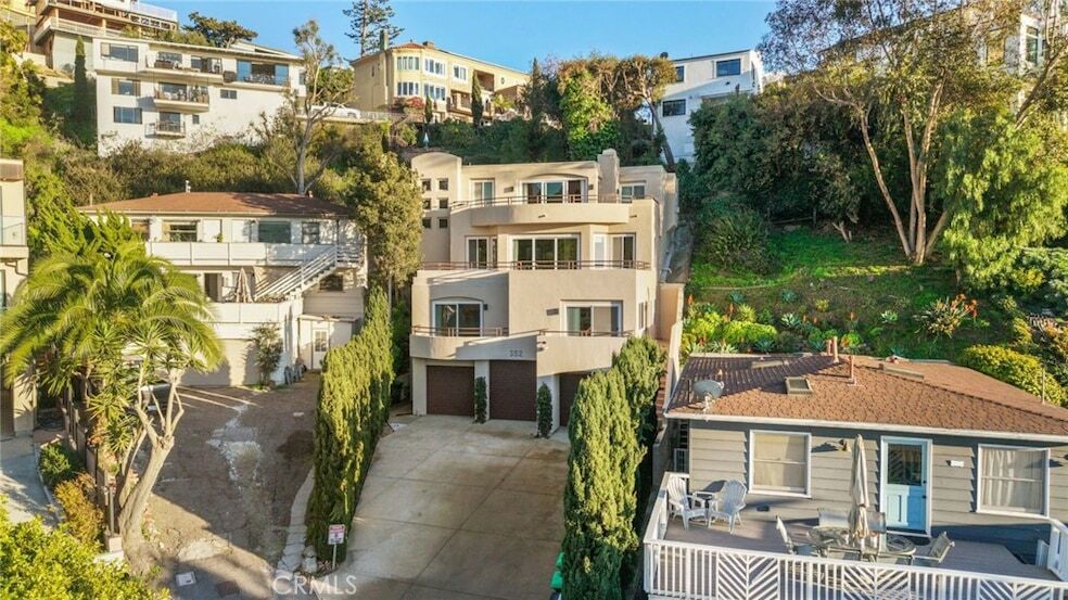 352 Y Pl, Unit B in Laguna Beach, CA - Foto de edificio