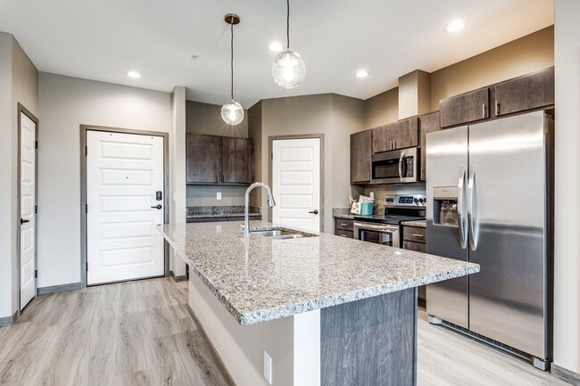 Golden Aspen Flats in Coon Rapids, MN - Building Photo - Interior Photo