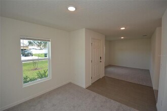 8 Sea Flower Path in Palm Coast, FL - Building Photo - Building Photo