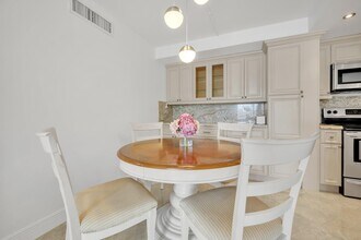 720 Bayshore Dr in Fort Lauderdale, FL - Foto de edificio - Building Photo