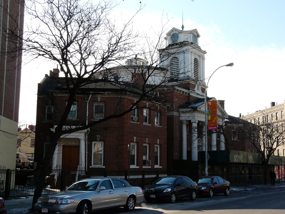 1814 Grand Concourse in Bronx, NY - Foto de edificio