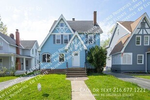 3774 Silsby Rd in University Heights, OH - Building Photo