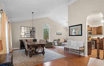 5516 Virgin Rock Rd in Centreville, VA - Building Photo - Building Photo