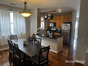 1121 W Washburne Ave in Chicago, IL - Building Photo - Building Photo
