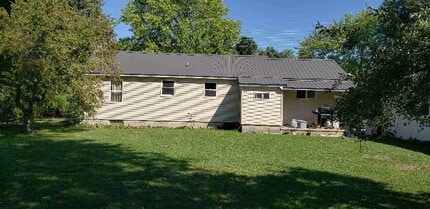 1729 N Keystone Rd in Traverse City, MI - Building Photo - Building Photo