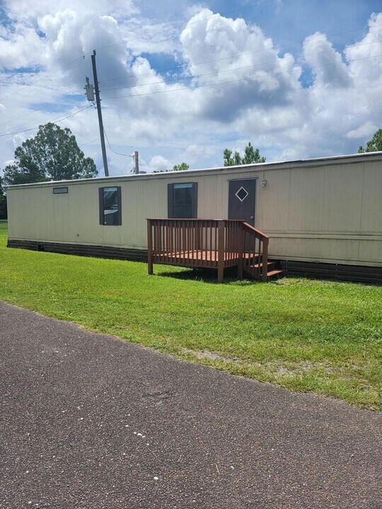 2234 SE 126th Way in Starke, FL - Building Photo