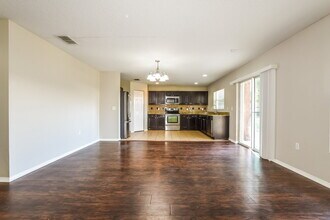 2050 Wavy Leaf Ct in Apopka, FL - Foto de edificio - Building Photo