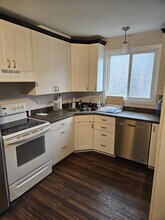 2121 Rae St in Regina, SK - Building Photo - Building Photo