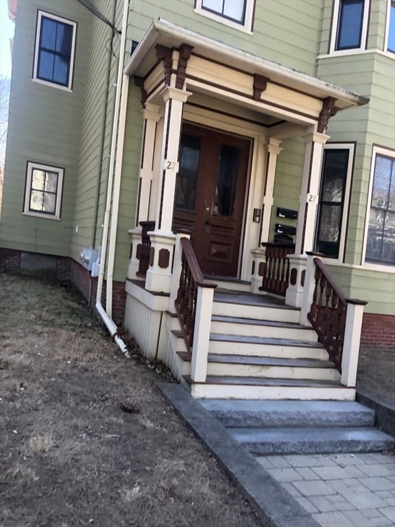 27 Warren Ave in Somerville, MA - Foto de edificio - Building Photo