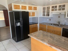 5322 W Saint Moritz Ln in Glendale, AZ - Building Photo - Building Photo