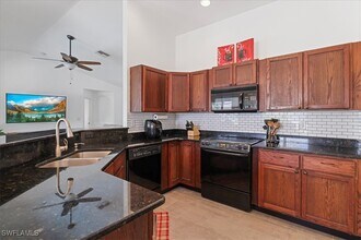 125 SW 16th Terrace in Cape Coral, FL - Building Photo - Building Photo