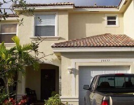 13377 Georgian Ct in Wellington, FL - Building Photo