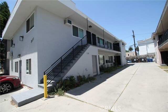 2677 Orchard Ave.