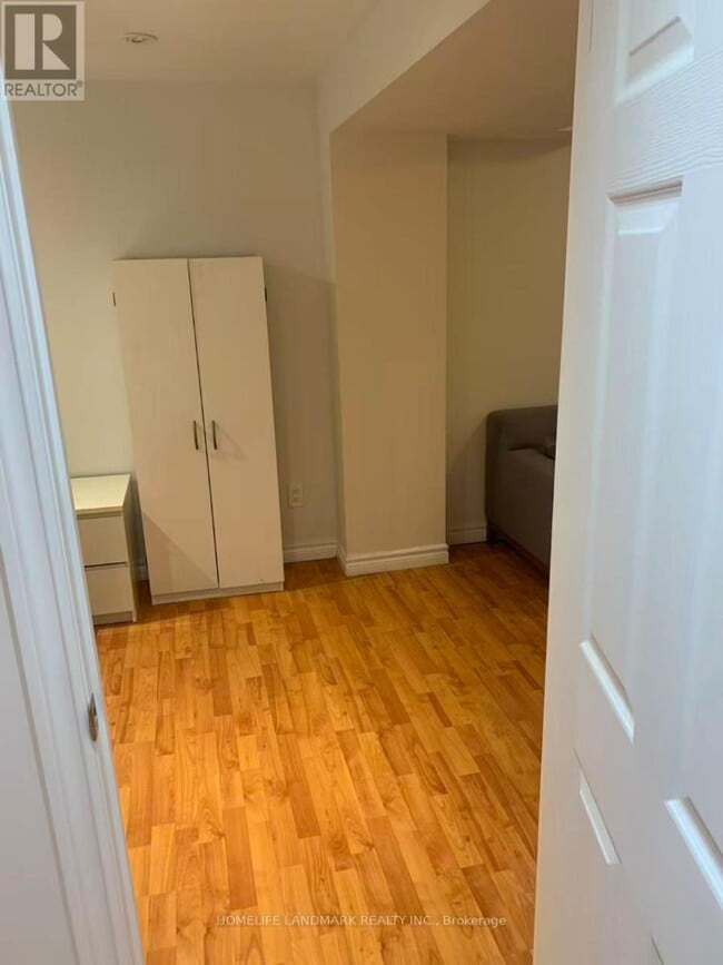 356 Brownridge Dr in Vaughan, ON - Building Photo - Building Photo