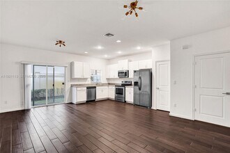 4029 NW 11 Dr in Lauderhill, FL - Building Photo - Building Photo