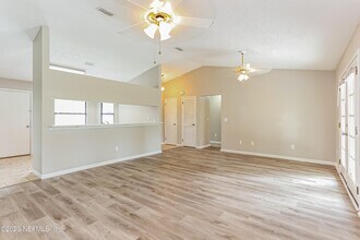 140 Devoe St in Jacksonville, FL - Building Photo - Building Photo