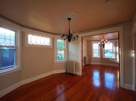 348 Castleton Ave in Staten Island, NY - Building Photo