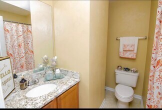 4016 Cody Dr in La Vergne, TN - Building Photo - Building Photo