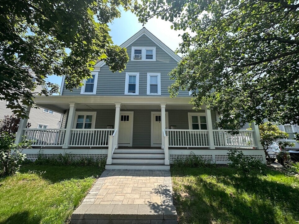 111 Magoun Ave in Medford, MA - Building Photo