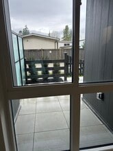 15733 85 Av in Surrey, BC - Building Photo - Building Photo