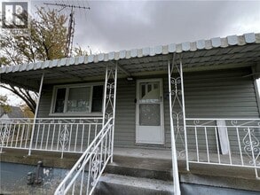 1032 Mud St E in Stoney Creek, ON - Building Photo - Building Photo