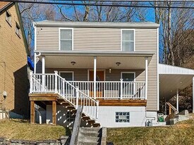 635 Valley St in Oakmont, PA - Building Photo