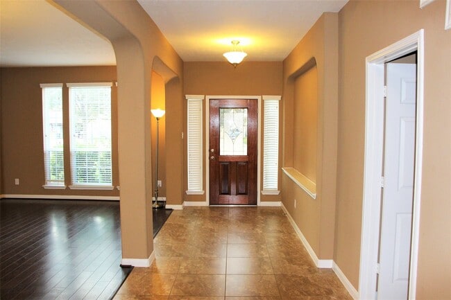 property at 3505 Barrington Ct