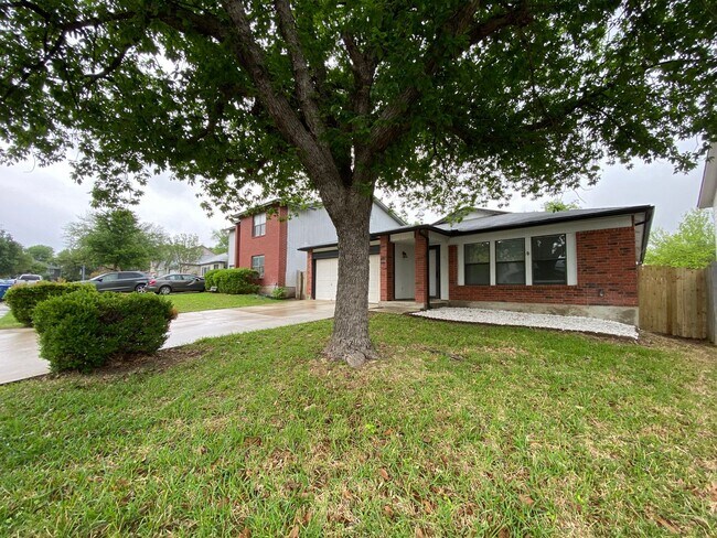 4514 Stradford Pl in San Antonio, TX - Building Photo - Building Photo