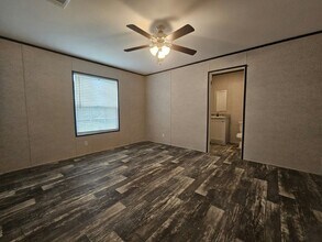 479 Suwanee Dr in North Fort Myers, FL - Building Photo - Building Photo