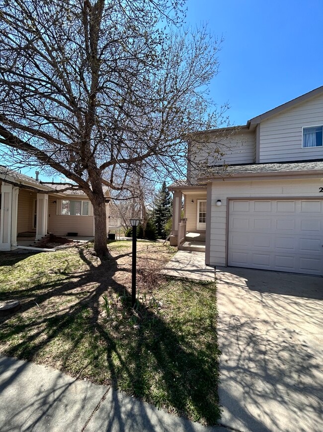 230 Acacia Dr in Loveland, CO - Building Photo - Building Photo