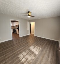 215 Green Acre Ln in Cartersville, GA - Building Photo - Building Photo