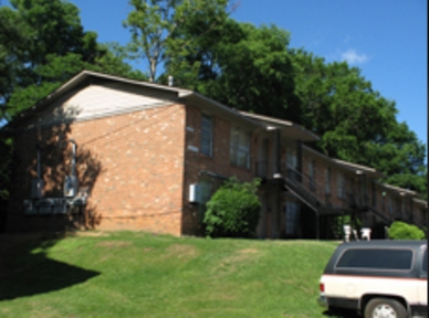 Norwood Oaks Apartments in Birmingham, AL - Building Photo