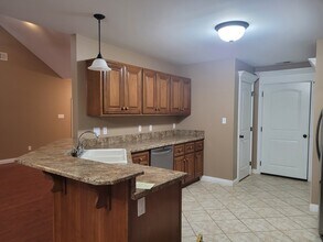 528 N 2nd St in Bardstown, KY - Foto de edificio - Building Photo